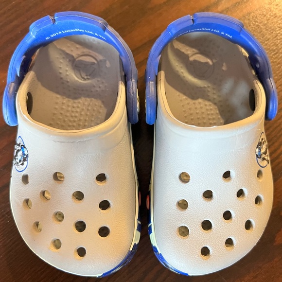 Star Wars Glow in the dark crocs 4-5c - Picture 3 of 5